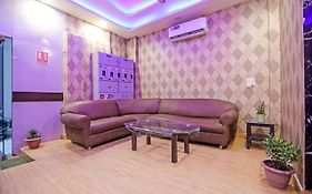 Hotel Moody Moon Delhi Airport